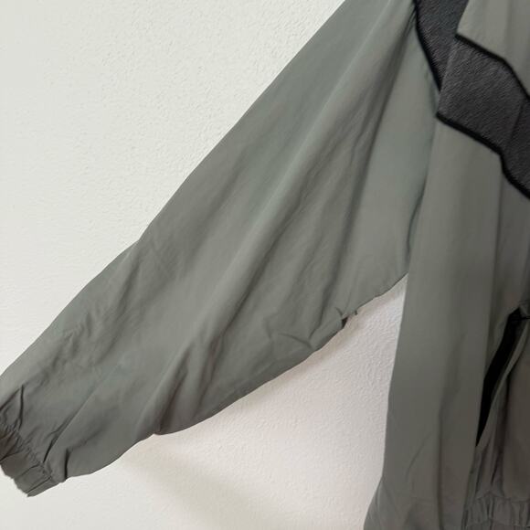 US Army IPFU Men's Gray Physical Fitness Training Jacket Size Large Short - Picture 7 of 14